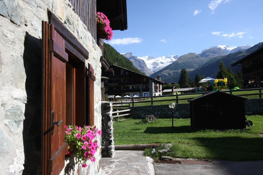 Residence Les Coupoles Champoluc Zimmer foto